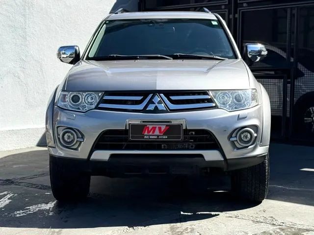 Pajero HPE 3.5 4X4 Flex 5P Aut.