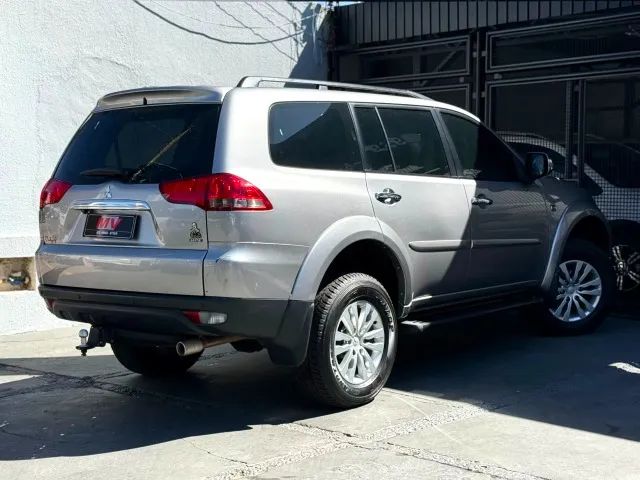Pajero HPE 3.5 4X4 Flex 5P Aut.