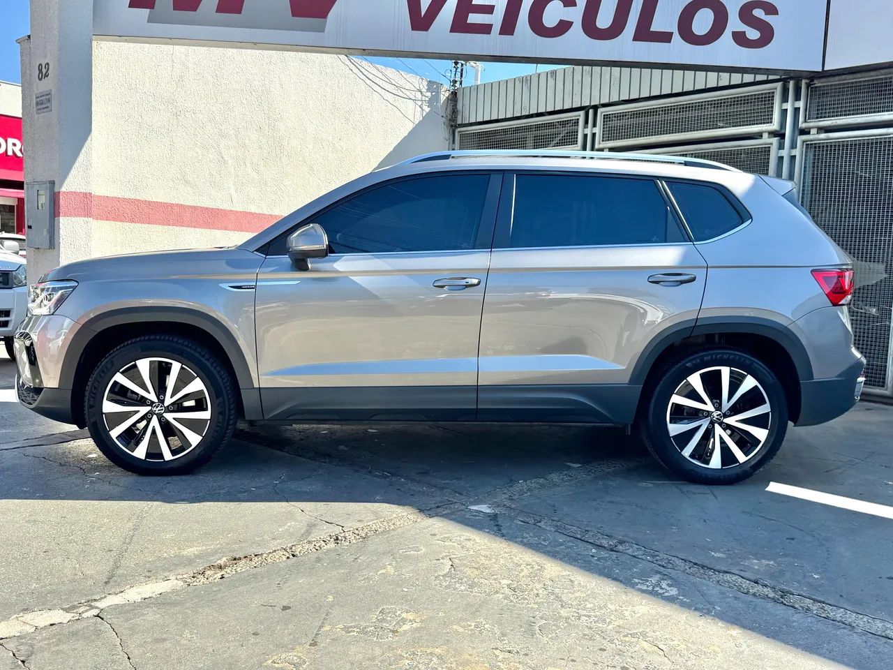 Taos Highline 1.4 250 TSI Flex AUT