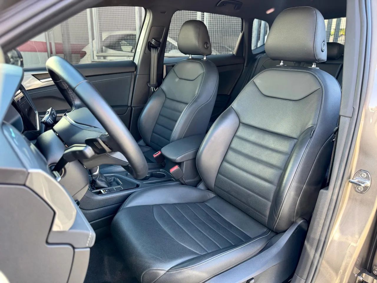 Taos Highline 1.4 250 TSI Flex AUT